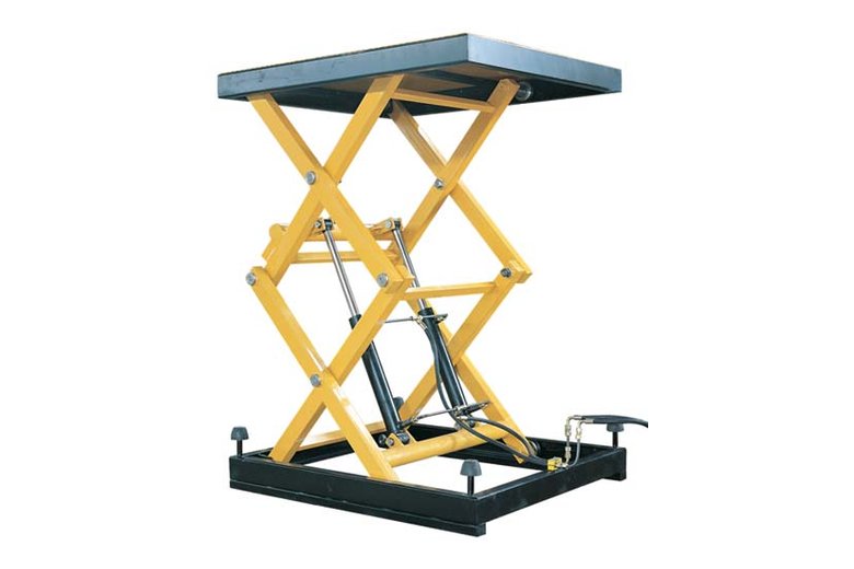 Multi scissor hydraulic freight lift